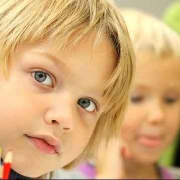 Για ποιο λόγο για την εγγραφή ενός παιδιού στην Α' Δημοτικού δεν αρκεί η χρονολογική του ηλικία;