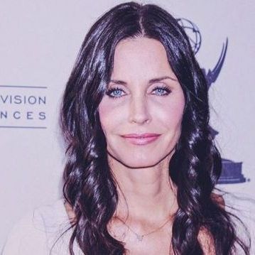 Αυτή είναι η κούκλα κόρη της Courteney Cox