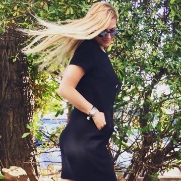 Λιώσαμε! Δείτε τον σύζυγο της Δέσποινας Καμπούρη να κοιμίζει το μωρό