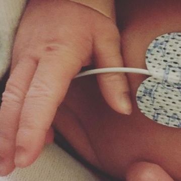 Γνωστή μαμά γέννησε πρόωρα: «Οι μαχητές έρχονται σε όλα τα μεγέθη»