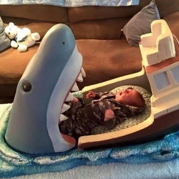 Oταν οι γονείς δε χάνουν την αίσθηση του χιούμορ.. (απολαυστικές φωτογραφίες)