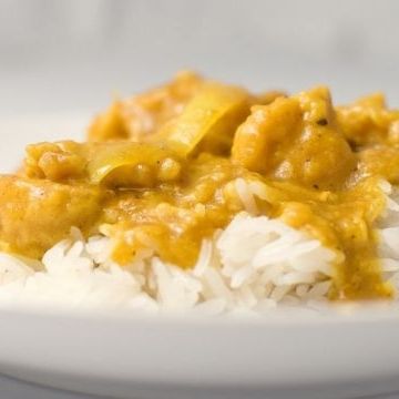 Κοτόπουλο με κάρυ: Για κάτι διαφορετικό και ευεργετικό!