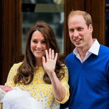 "Φωτομοντέλα" από κούνια: Πρώτες πόζες βασιλικών μωρών!