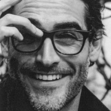 Γιατί οι άνδρες έλκονται από γυναίκες που μοιάζουν στη… μαμά τους;