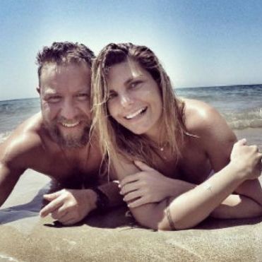 Σκαφιδά-Βαρδής: Βόλτα για ψώνια με την κόρη τους