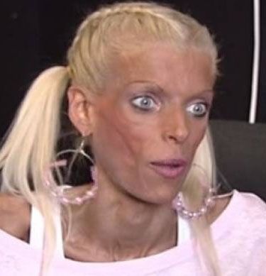 Νανά Καραγιάννη: Τι απαντά στις φήμες χωρισμού;