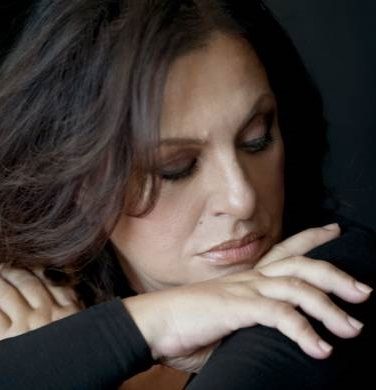 Χαρούλα Αλεξίου: Έτοιμη να παρουσιάσει τη νέα της δουλειά!