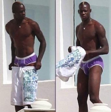 Ο Mario Balotelli και το μωβ σλιπάκι του! (φωτό)