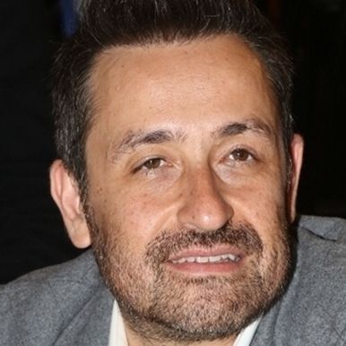 Θέμης Γεωργαντάς: Οι διακοπές στην Τήνο, ο εκνευρισμός του και ποιους «έδωσε στεγνά» στο instagram