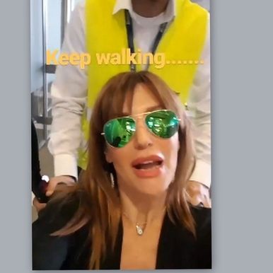 Η Βίκυ Χατζηβασιλείου επέστρεψε στην εκπομπή με καροτσάκι