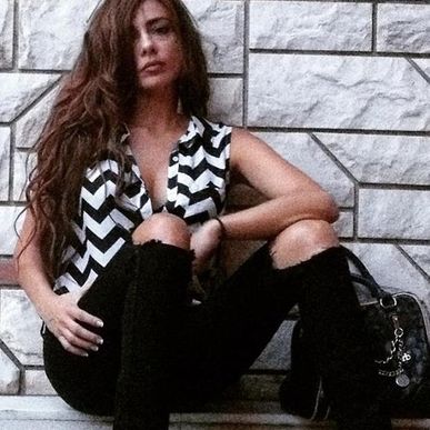 To μήνυμα όλο νόημα της Αρναούτη στο facebook: «Φυλάξου από κείνους που σκοτώνουν…»