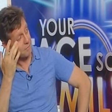 Δάκρυσε ο Γιάννης Σαββιδάκης on air! Τι τον συγκίνησε;