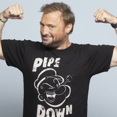 Θα πάθετε πλάκα με τον νέο δικηγόρο του Deal