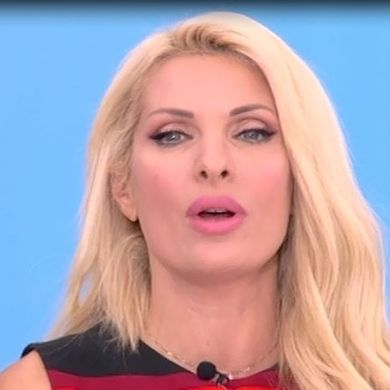 Ελένη Μενεγάκη: Δε θα πιστεύετε τι αποκάλυψε για τον γιο της, Άγγελο