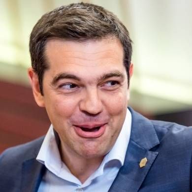 Μας δουλεύει «ψιλό γαζί» ο Τσίπρας: Μέχρι 31/12/2017 ο μειωμένος ΦΠΑ στα νησιά