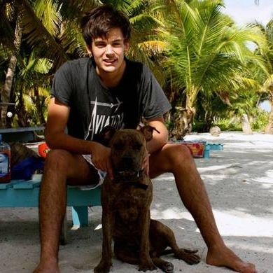 Τροχαίο Πόρσε: Το τελευταίο αντίο στον Γιώργο Βακάκη – Συντετριμμένη η οικογένεια