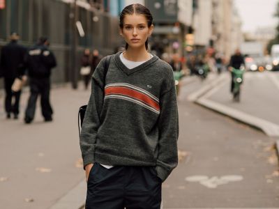 3 φθινοπωρινά σύνολα με ρούχα που έχεις σίγουρα στην ντουλάπα σου και θα σε κρατήσουν cozy & stylish