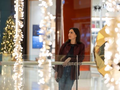 Τα items που θα προσθέσουν λάμψη στα γιορτινά σου looks