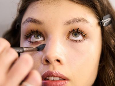 Αυτά τα supet mat foundations θα κάνουν το μακιγιάζ των γιορτών να διαρκεί όλη την ημέρα