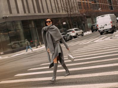 Oδηγός Αγοράς: 8 χουχουλιάρικα πουλόβερ για τις κρύες -και κομψές- ημέρες του χειμώνα