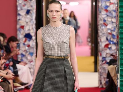 Ο χειμώνας 2026/27 δεν θα είναι minimal: Τα prints που το όρισαν από τις Εβδομάδες Μόδας