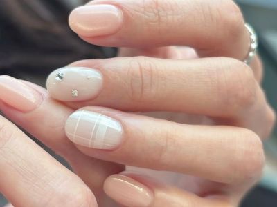 8 σχέδια νυχιών για να δοκιμάσεις αυτή την άνοιξη σε κορεατικό στυλ