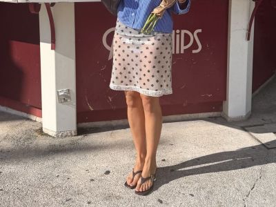 Heeled Flip Flops: Η σαγιονάρα με τακούνι που ταιριάζει με όλα, είναι το trend της σεζόν