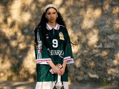 Mundial inspired looks: Πώς να φορέσεις τα football jerseys με στυλ, όπως οι fashionistas