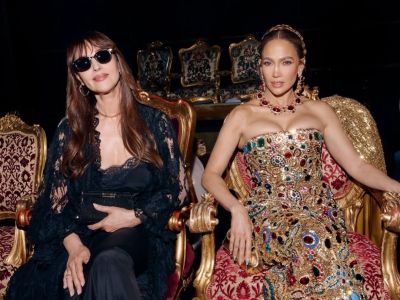 To D&G HC show στη Σικελία: Monica Bellucci & Jennifer Lopez έκλεψαν τις εντυπώσεις από το front row