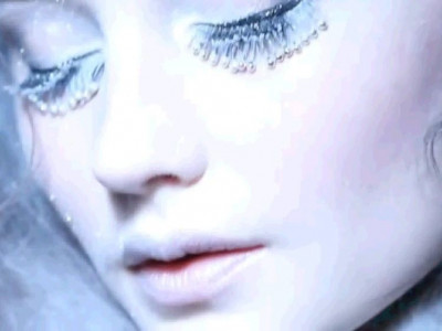 Η βασίλισσα του πάγου ζωντανεύει.