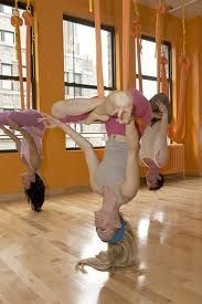 Γυμναστείτε αιωρούμενες