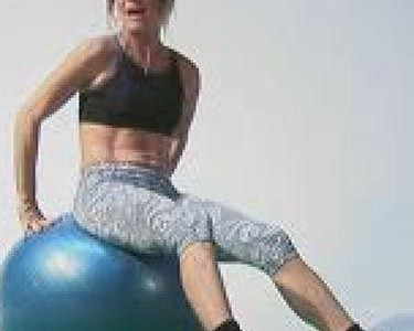 Γυμνάστε τους κοιλιακούς, χωρίς πόνους στη μέση