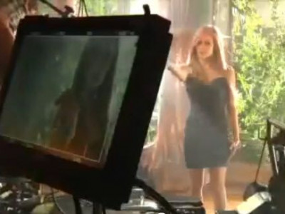 Ένα ροζ «άγριο τριαντάφυλλο»