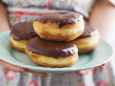 Πώς να φτιάξετε αφράτα, σπιτικά donuts