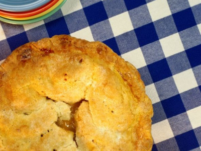 Πώς να φτιάξετε την τέλεια σκεπαστή μηλόπιτα