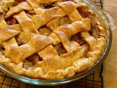 Η τέλεια καραμελωμένη μηλόπιτα