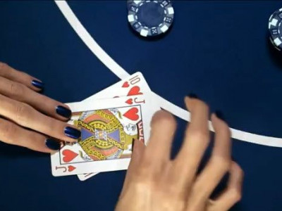 Τα πιο όμορφα χρώματα στα νύχια