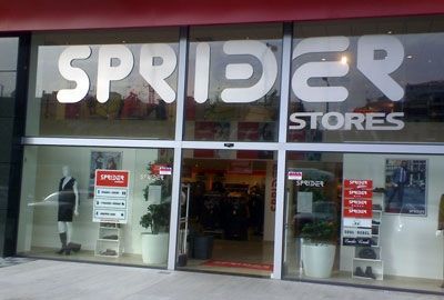 Όλοι «τα σπάνε» στα καταστήματα Sprider stores