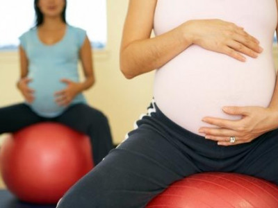 Ασκήσεις με μπάλα για εγκύους