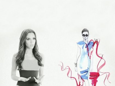 Η Victoria Beckham αποθεώνει τη Βρετανία (και, επιτέλους, γελάει!)