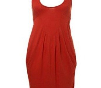 Δείτε πως μπορείτε μόνες σας να μετατρέψετε το παλιό σας φόρεμα σε… ολοκαίνουριο!