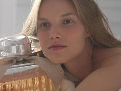 Behind the scenes: ποια είναι η νέα μούσα του Chloé Eau de Parfum;