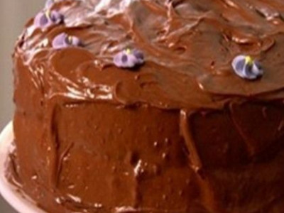 Απολαυστικό κέικ σοκολάτας από τη Nigella Lawson