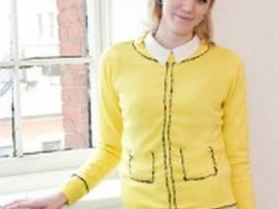 Φορέστε ξανά το παλιό σας πουλόβερ, μεταποιώντας το σε ζακέτα τύπου Chanel