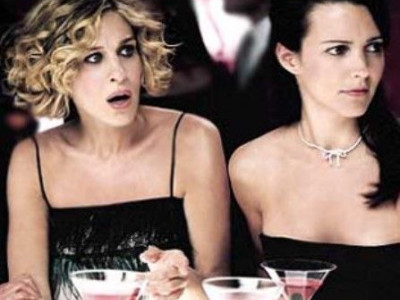 H τέλεια συνταγή για Cosmopolitan Cocktail: Φτιάξτε μόνες σας το αγαπημένο ποτό της Carrie Bradshaw