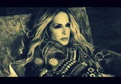 Λόγια και σιωπές ~ Άννα Βίσση Live