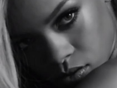 Video: Δείτε τη Rihanna backstage!