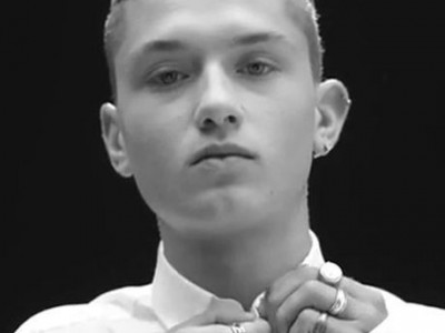 Ο 16χρονος γιος του Jude Law κάνει το ντεμπούτο του στον χώρο της μόδας