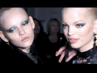 Πώς θα φορέσετε σωστά την πράσινη σκιά!