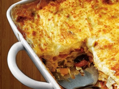 Μεγάλη Εβδομάδα: Φτιάξτε πεντανόστιμο νηστίσιμο παστίτσιο και… καλή απόλαυση!